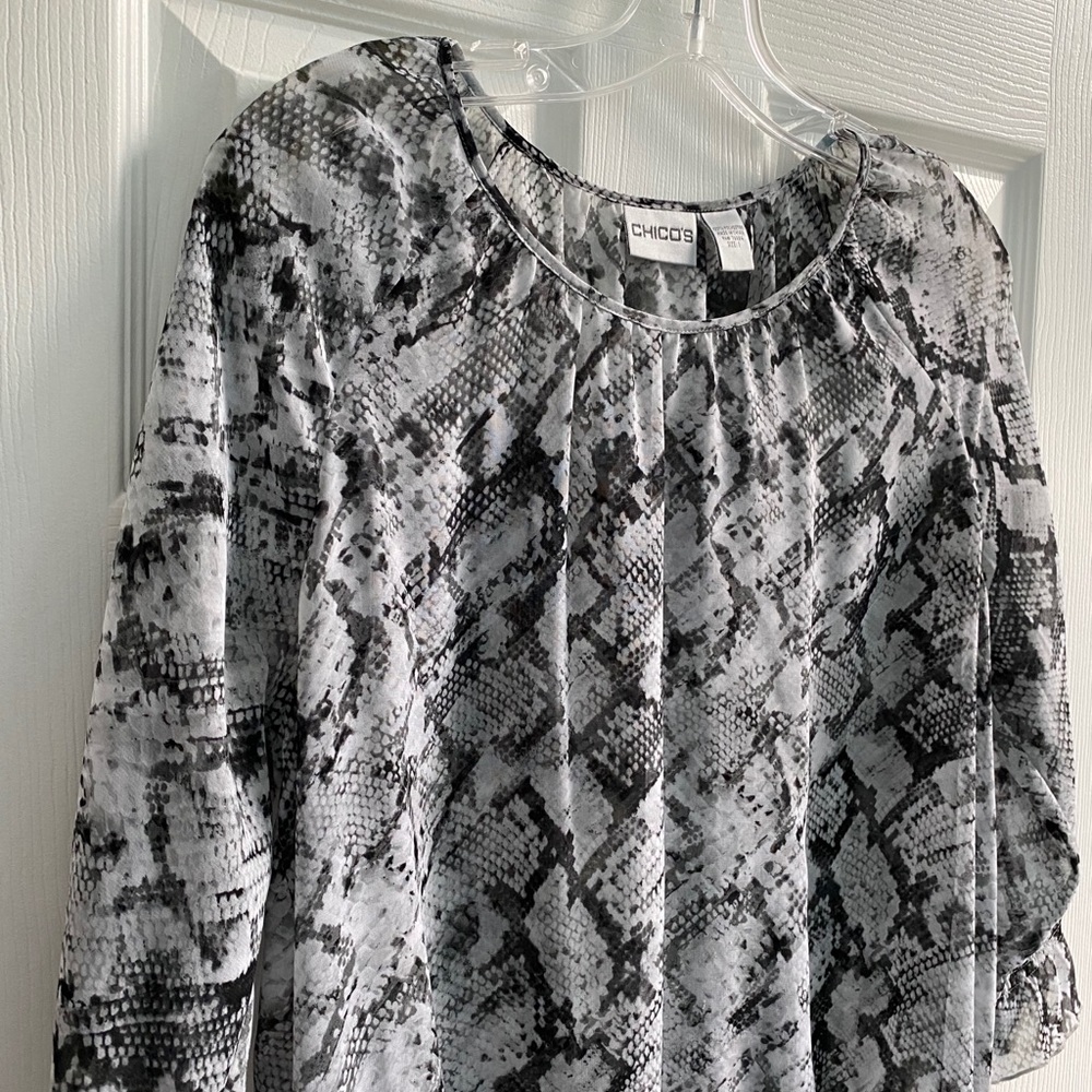 Sheer snakeskin pattern - Picture 2 of 12